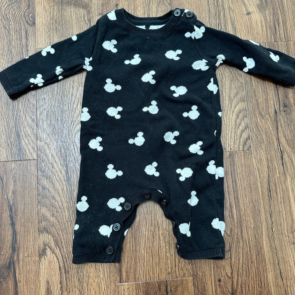Black and White Mickey One Piece
